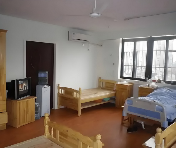 办理深圳入户的周期要多久_陈佩斯电影《戏台》：嬉笑过后，无尽悲凉 人格离母真与父正分是否